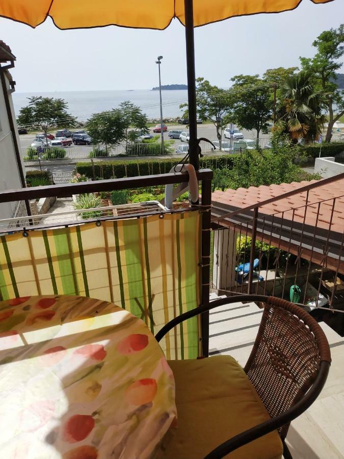 Alida Apartments & Room Near The Sea Ровинь Экстерьер фото